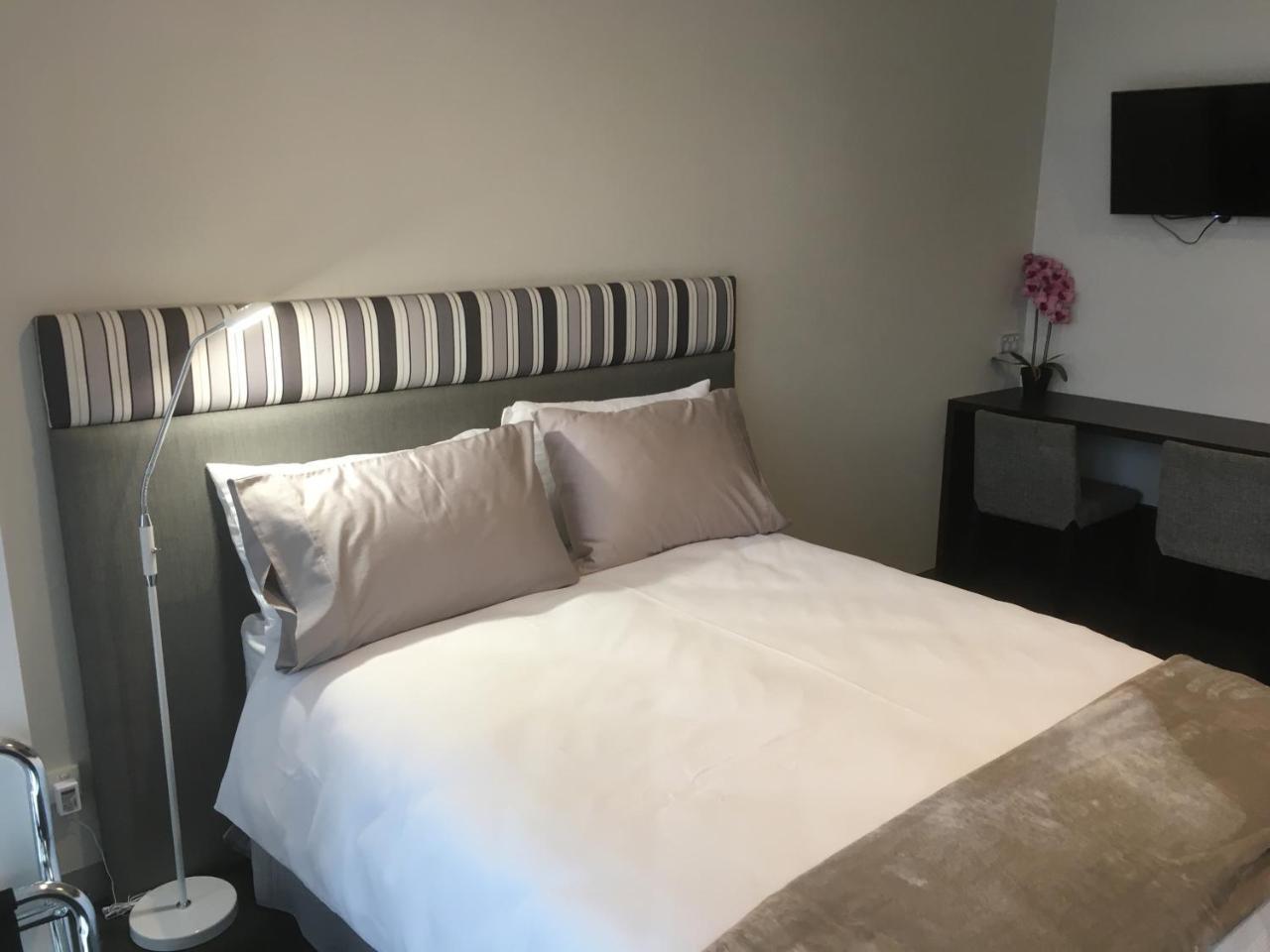 Med-accom Sydney